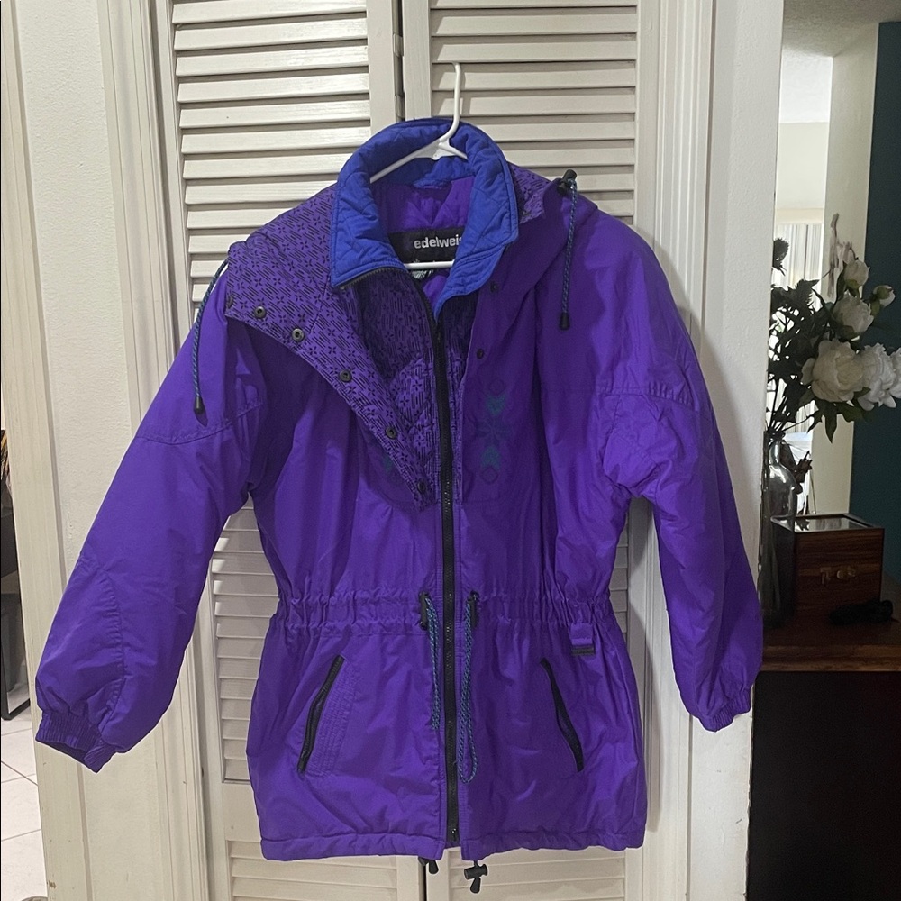 Edelweiss Women's Purple Ski Jacket vintage nostalgic 1980s size M